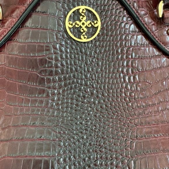 Stauer Avalon crocodile embossed purse - Picture 3 of 10